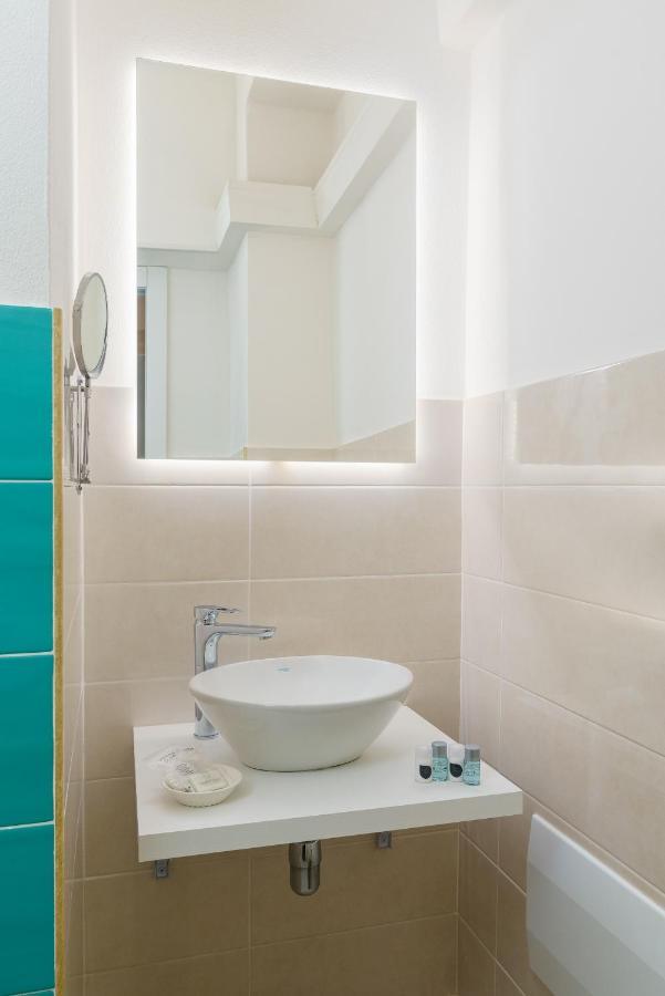 Atena Rooms Кальяри Экстерьер фото